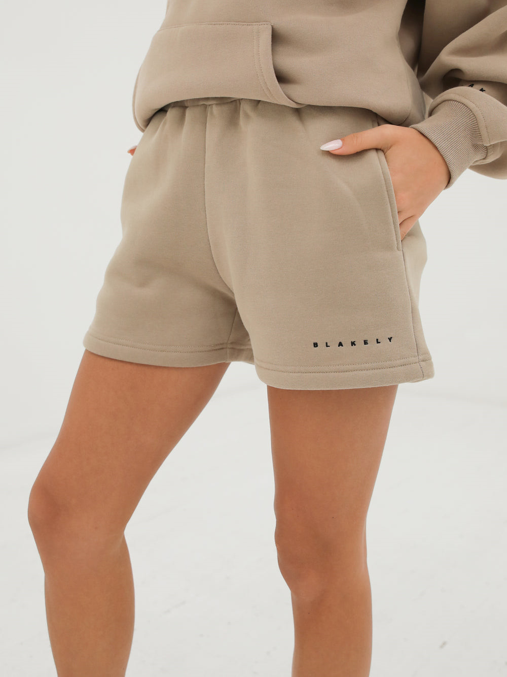 Blakely Isabel Jogger Shorts Tan | DKH206391