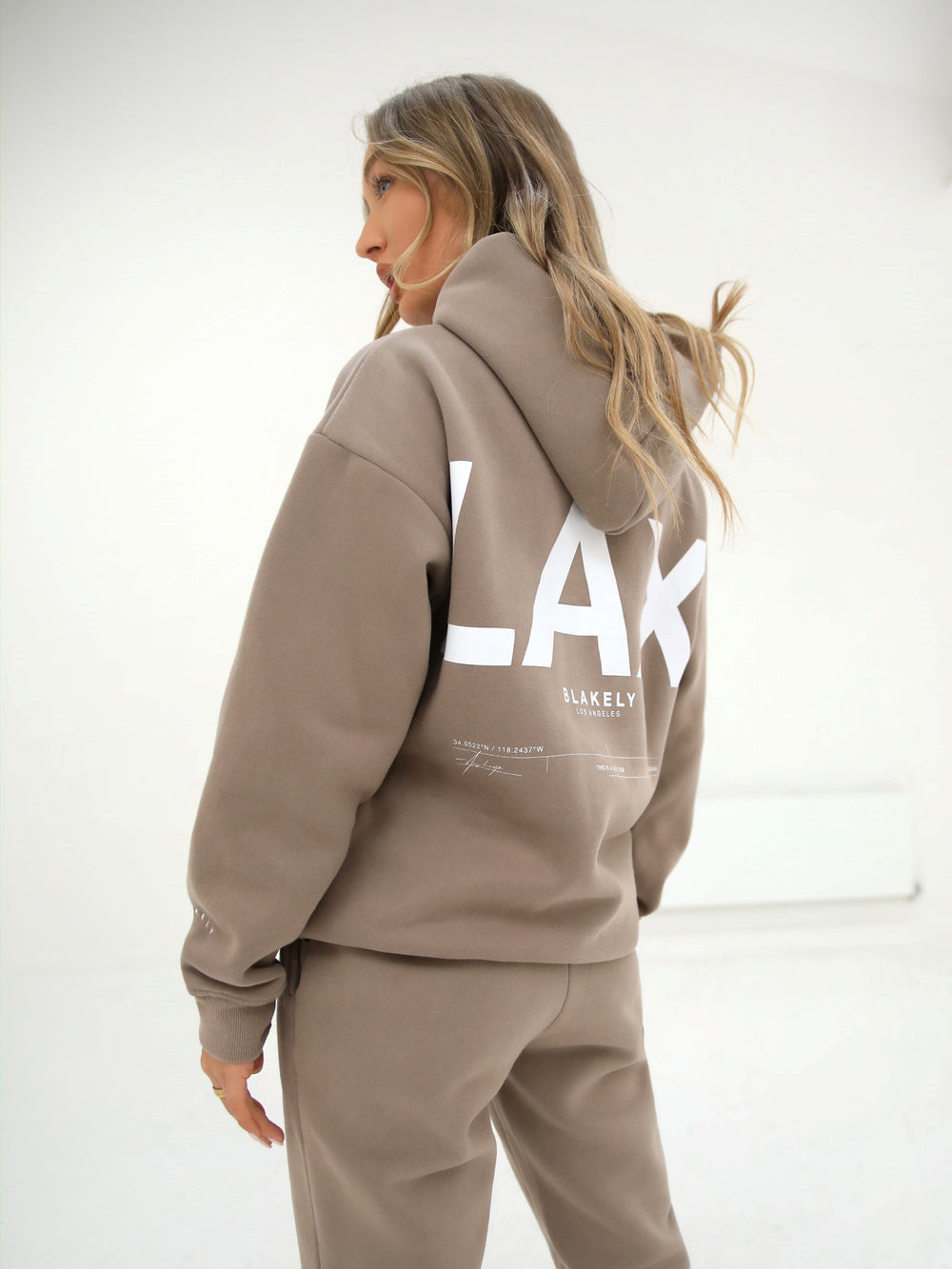 Blakely LAX Women's Oversized Hoodie Kahverengi | RZD431956