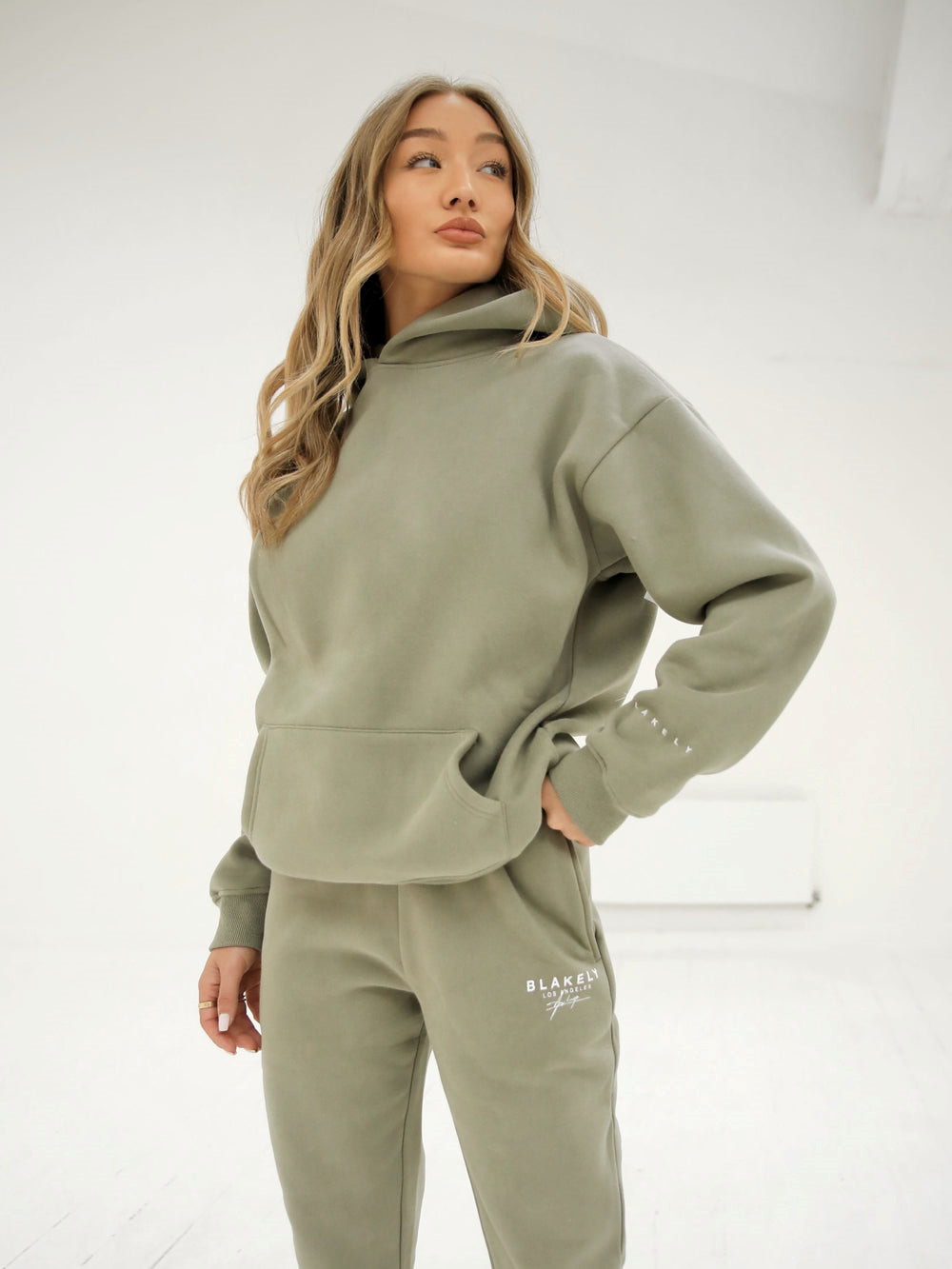 Blakely LAX Women's Oversized Hoodie Zeytin Yeşili | RYV721908