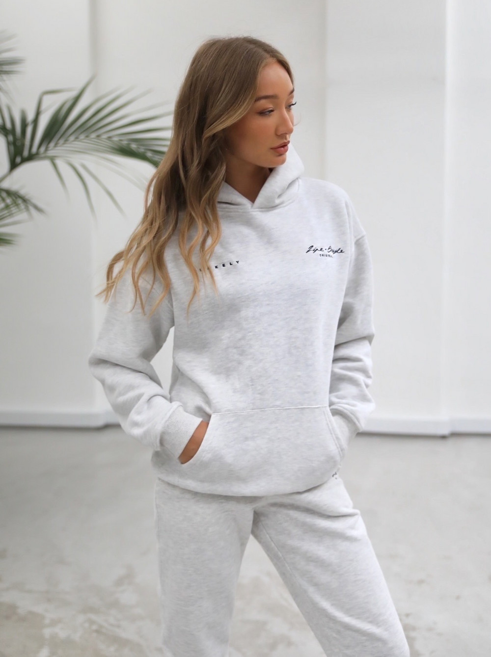 Blakely Life & Style Oversized Hoodie Beyaz | ZOI658231