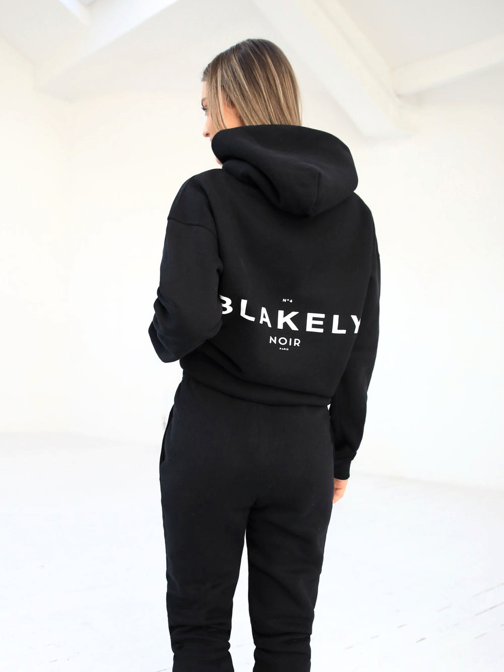 Blakely Noir II Women\'s Relaxed Hoodie Siyah | VKQ184075