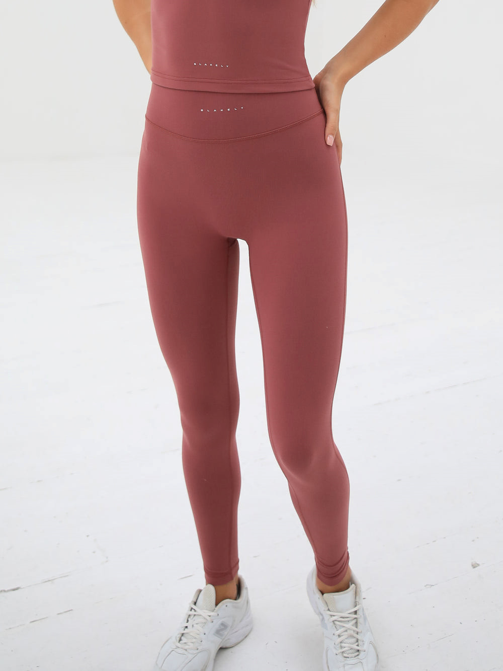 Blakely Ultimate Soft Leggings Berry | DVI684079