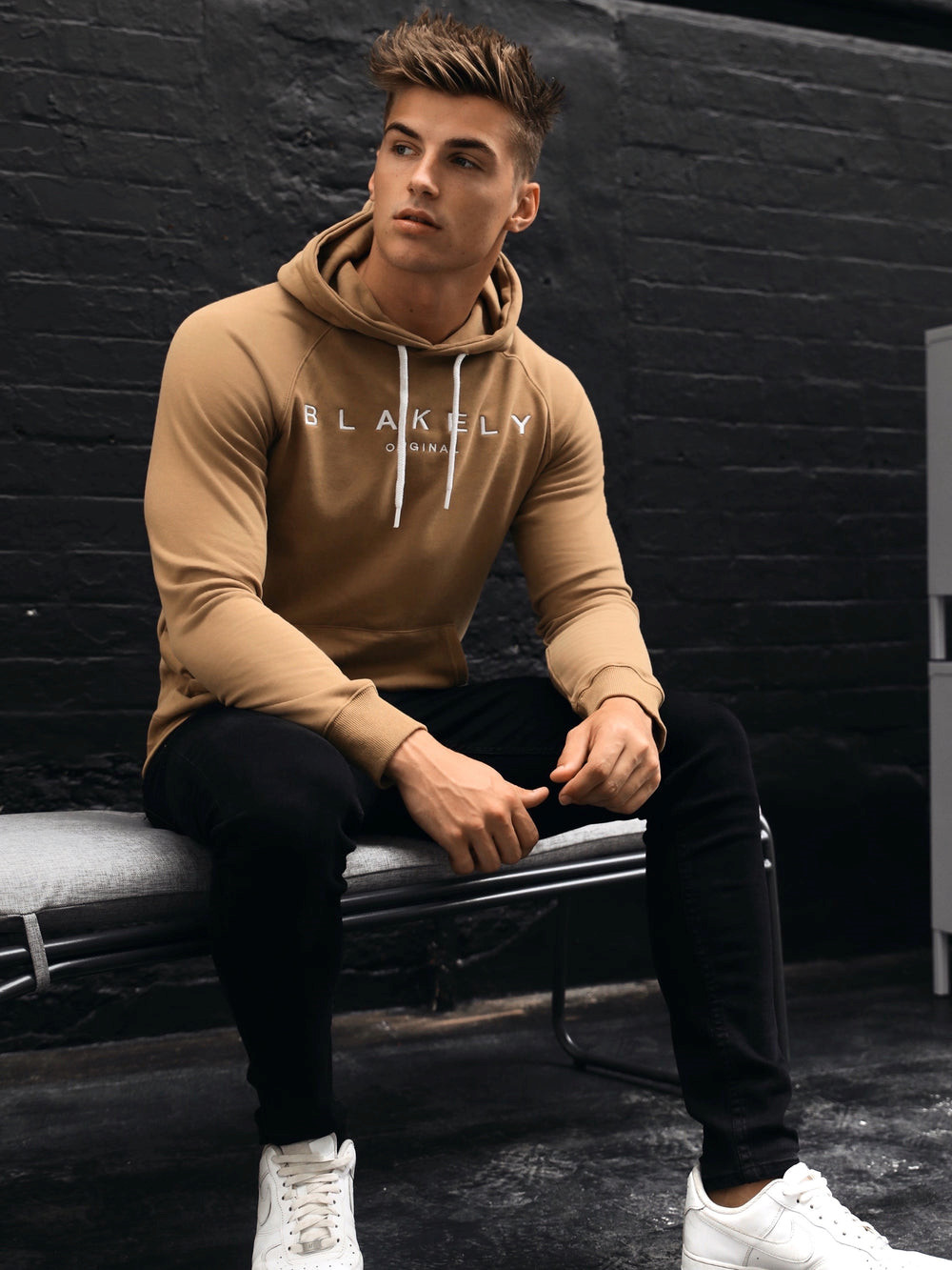 Blakely Varamero Hoodie Golden | JYO672180